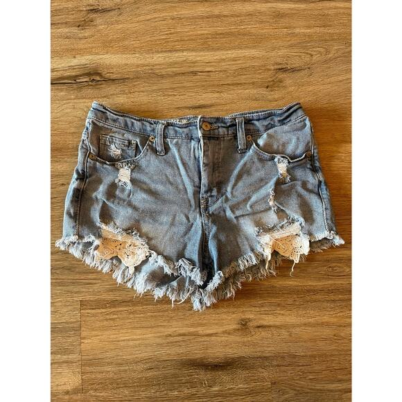 Mossimo High Rise Shorts w/ Lace Size 8 - Picture 1 of 3